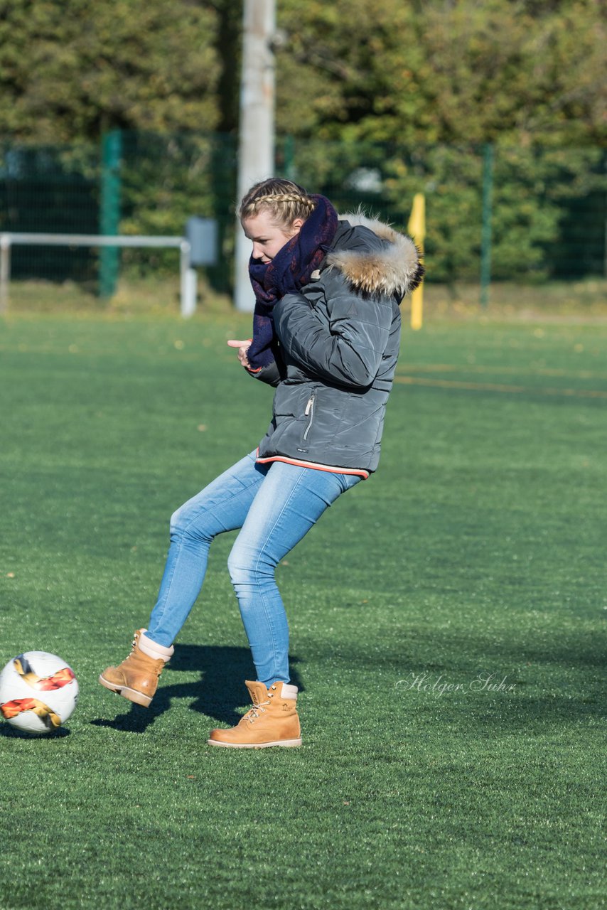 Bild 163 - Frauen SV Henstedt Ulzburg II - TSV Russee : Ergebnis: 6:0